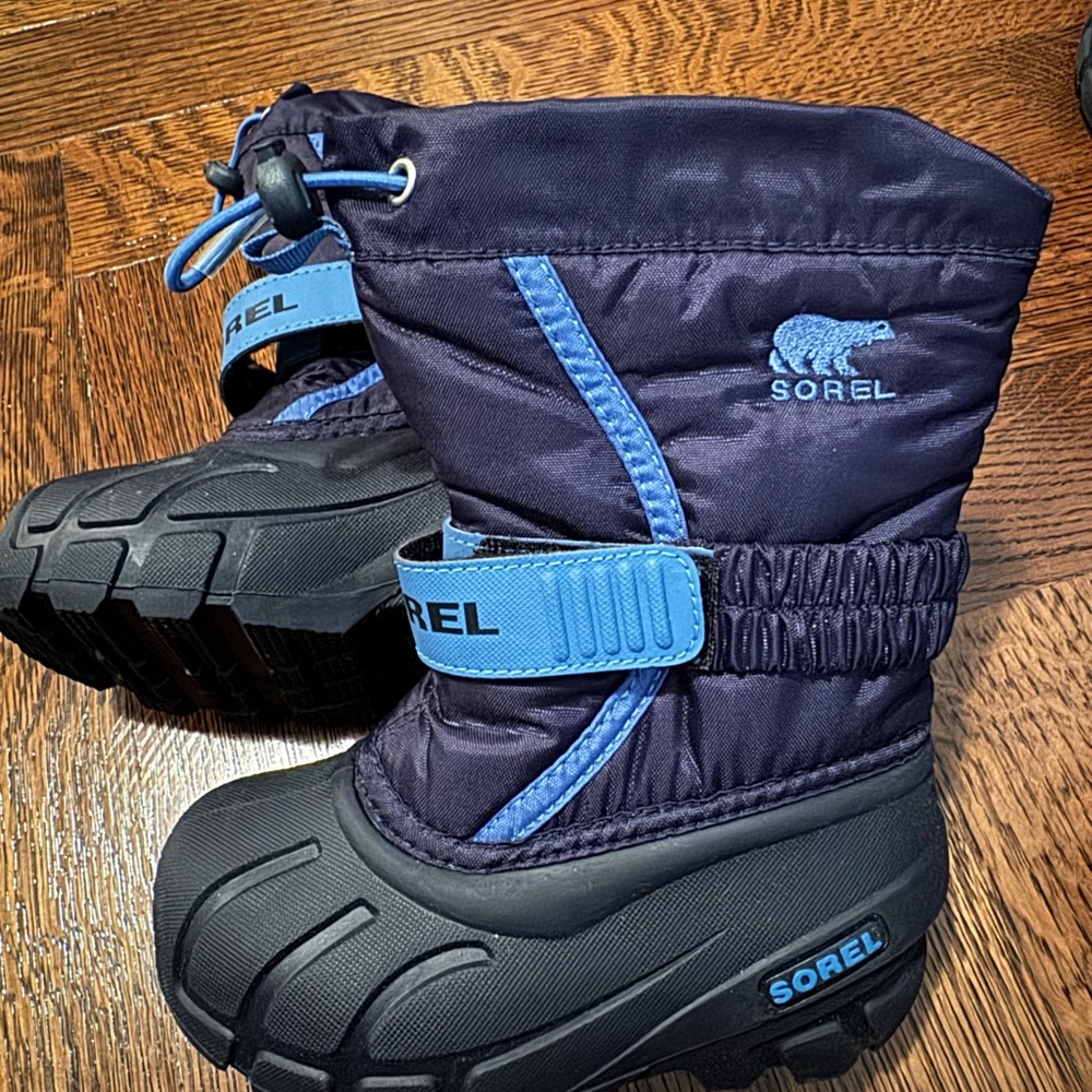 Sorel blue Interior Label